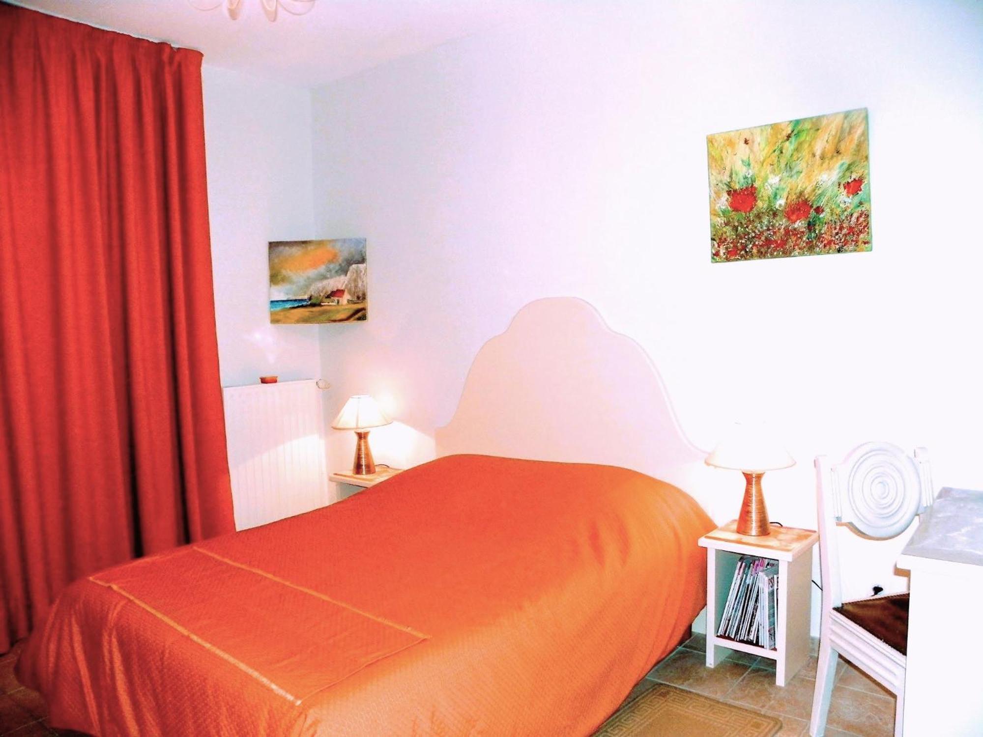 Les Malvaux Bed & Breakfast Huriel Luaran gambar
