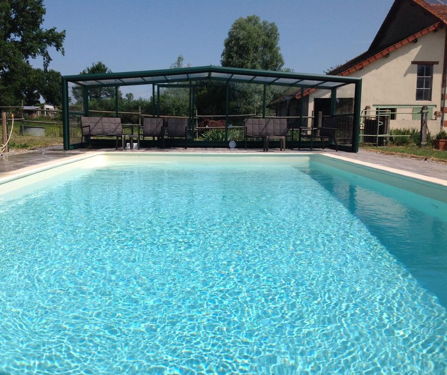 Les Malvaux Bed & Breakfast Huriel Luaran gambar