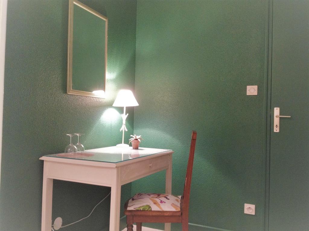 Les Malvaux Bed & Breakfast Huriel Luaran gambar